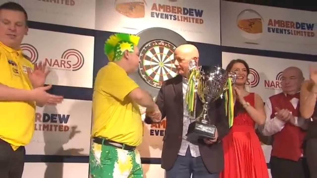 What Happens When Darts Pros GO HEAD-TO-HEAD In A High-Stakes Match?